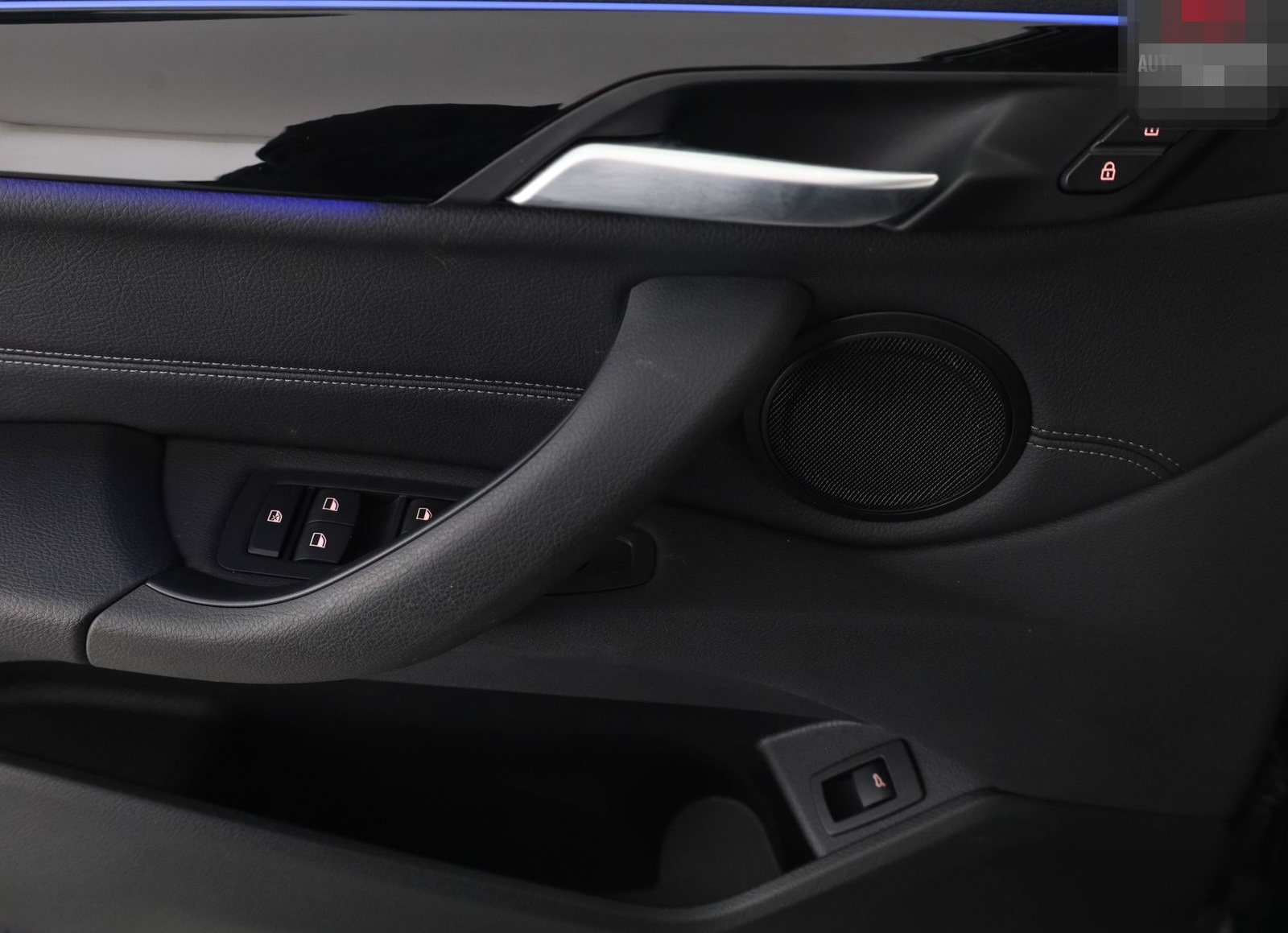 BMW X1 sDrive18i SPORT LINE AMBIENTE,KAMERA,1.HD,SH foto 14