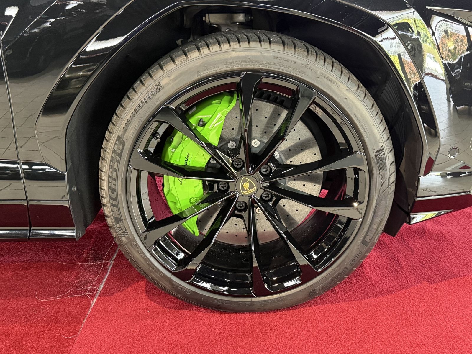 Lamborghini Urus CARBON*PANO*HUD*23ZOLL foto 12