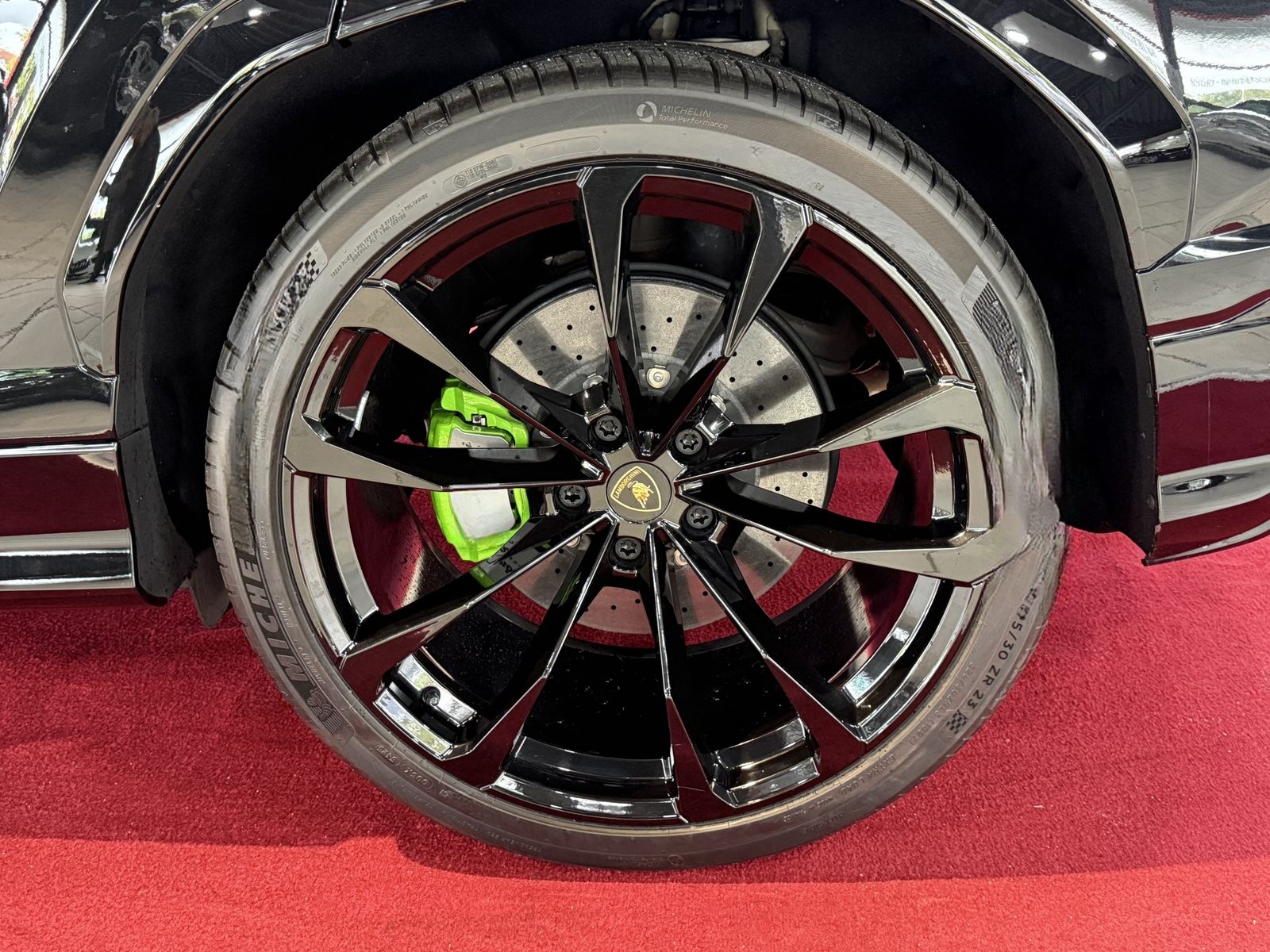 Lamborghini Urus CARBON*PANO*HUD*23ZOLL foto 10