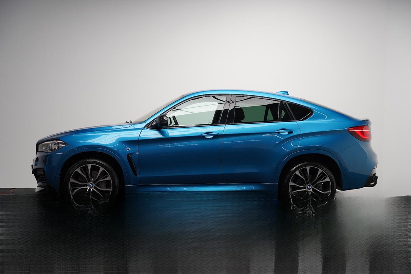 BMW X6 M50d H&K LED Memory AHK Kamera ACC Alcantara foto 5