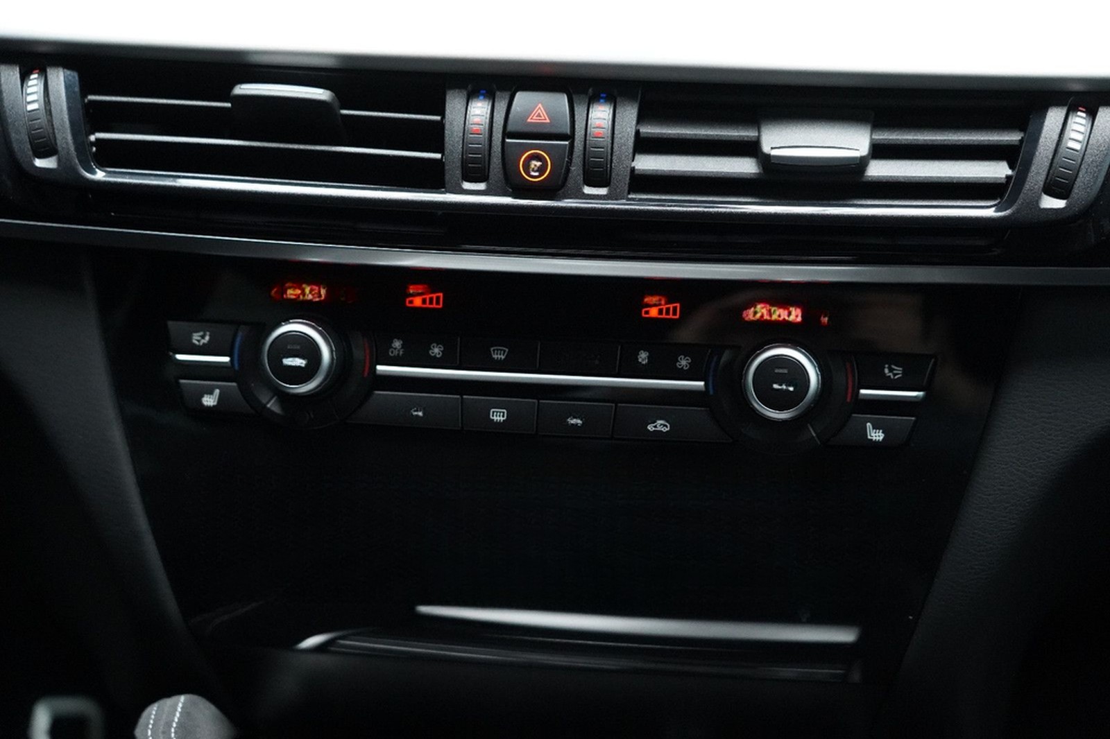 BMW X6 M50d H&K LED Memory AHK Kamera ACC Alcantara foto 44