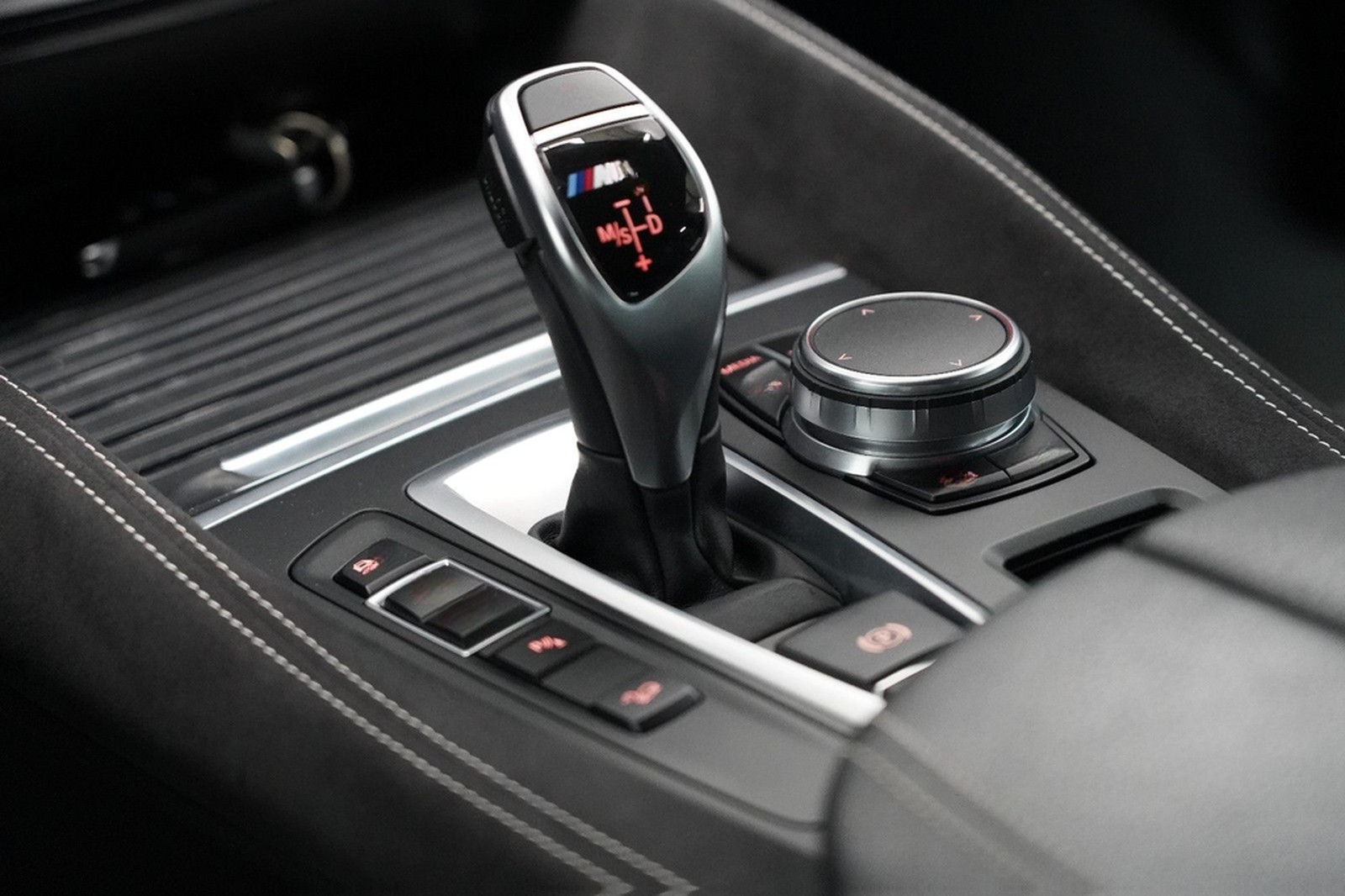 BMW X6 M50d H&K LED Memory AHK Kamera ACC Alcantara foto 46