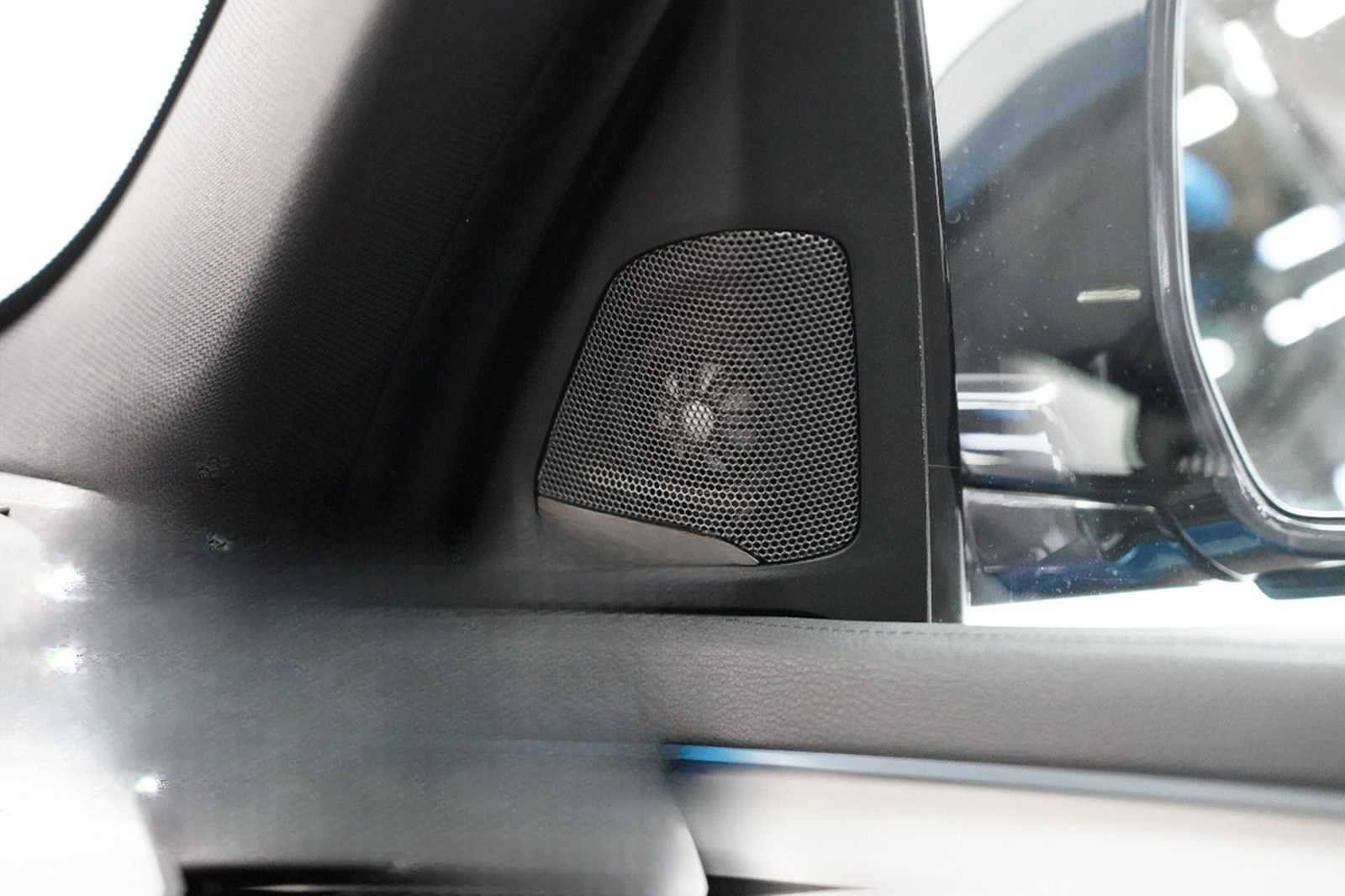 BMW X6 M50d H&K LED Memory AHK Kamera ACC Alcantara foto 47