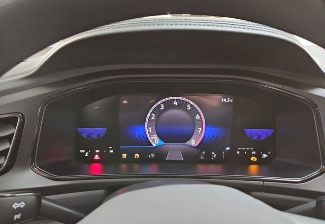 Volkswagen T-Roc DIGITAL COCKPIT EINPARKH foto 6