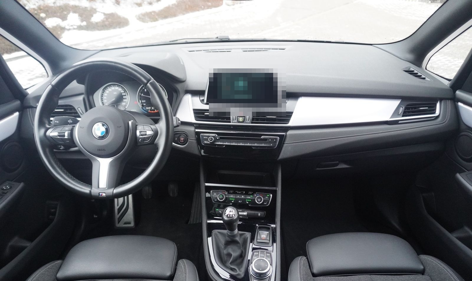 BMW 218i Active Tourer M-Sport LED Navi Sitzheizung foto 11