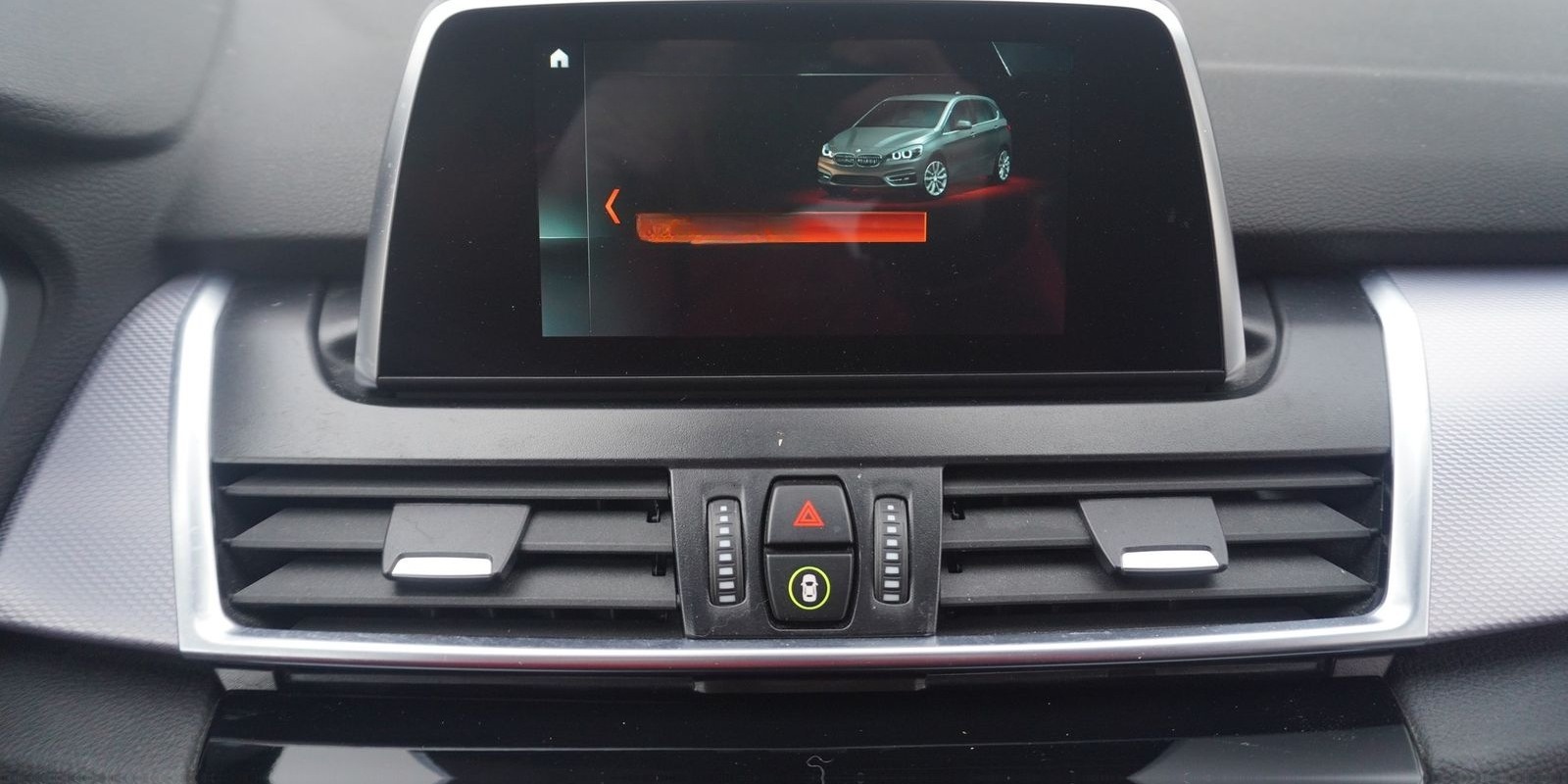 BMW 218i Active Tourer M-Sport LED Navi Sitzheizung foto 19