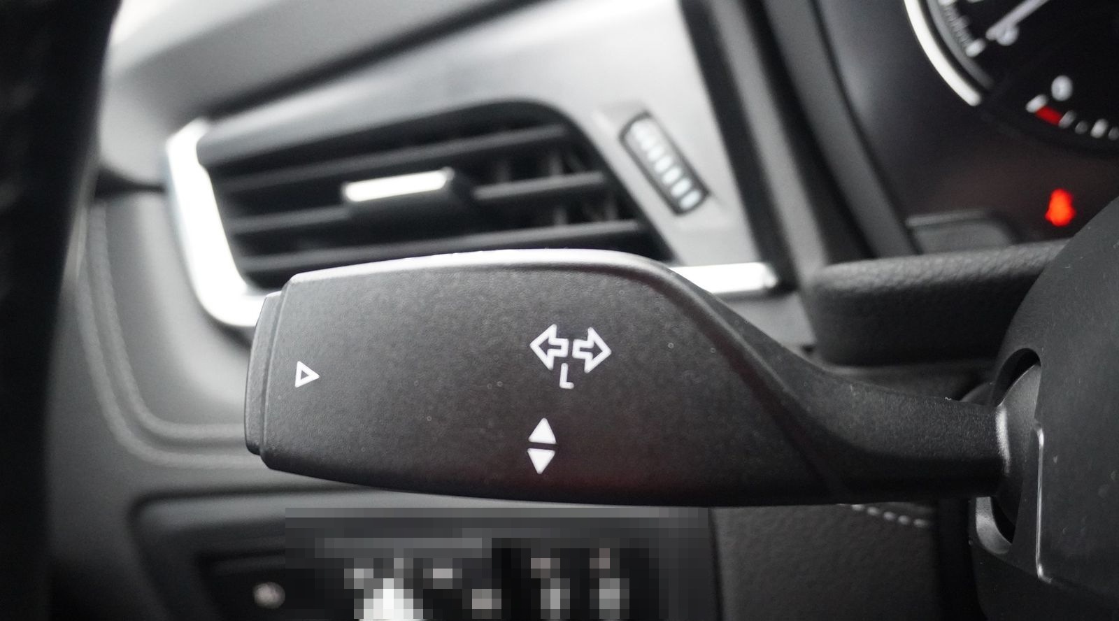 BMW 218i Active Tourer M-Sport LED Navi Sitzheizung foto 24