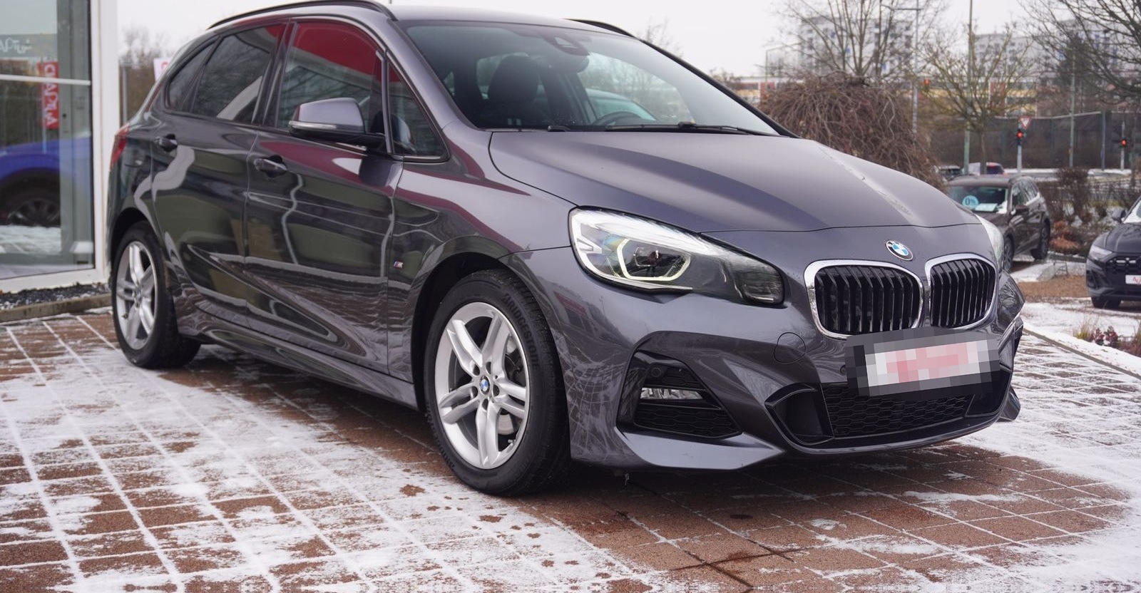 BMW 218i Active Tourer M-Sport LED Navi Sitzheizung foto 5