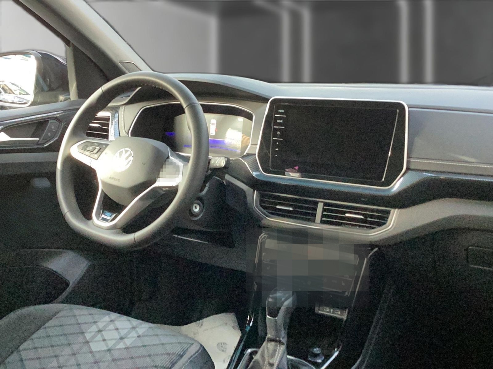 Volkswagen T-Cross 1.5 TSI R-Line DSG *AHK*R-CAM*NAV*ACC* foto 18