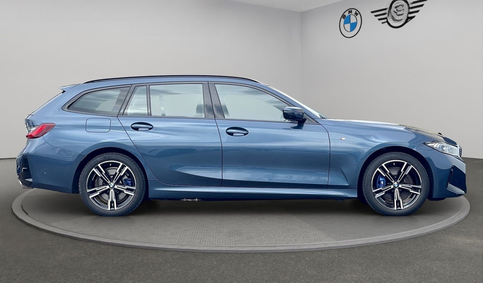 BMW 330e Touring M SPORTPAKET AHK UPE 79.670,-- foto 3