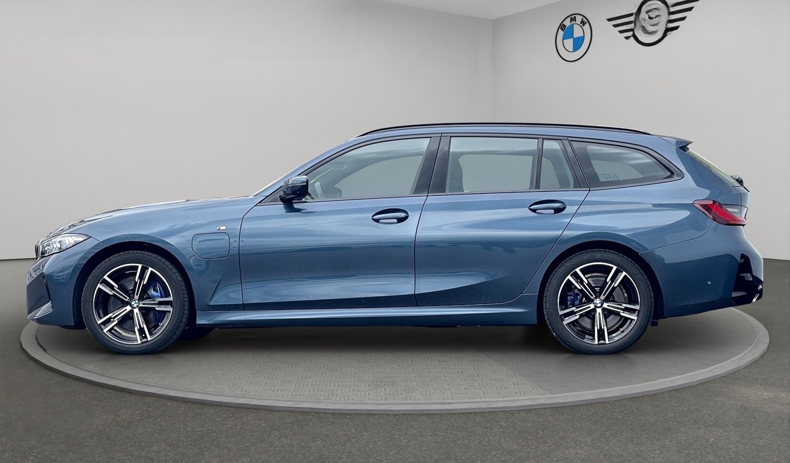 BMW 330e Touring M SPORTPAKET AHK UPE 79.670,-- foto 4