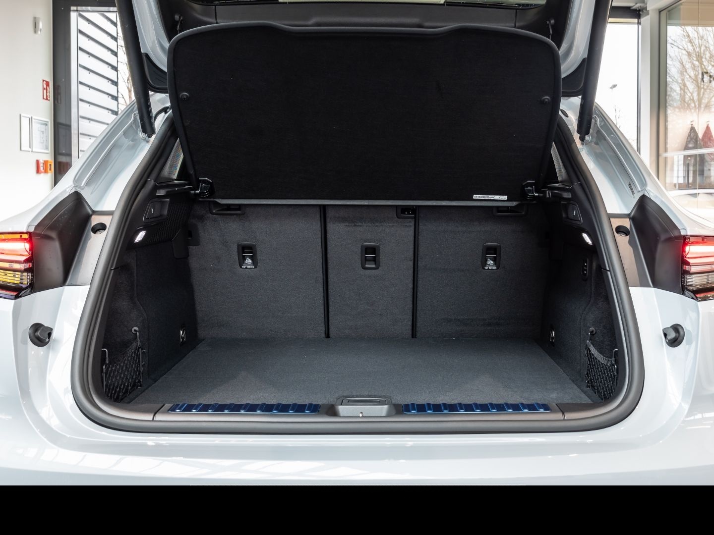 Porsche Macan 4 BOSE Luft 22Zoll 360Grad Lederpaket foto 12