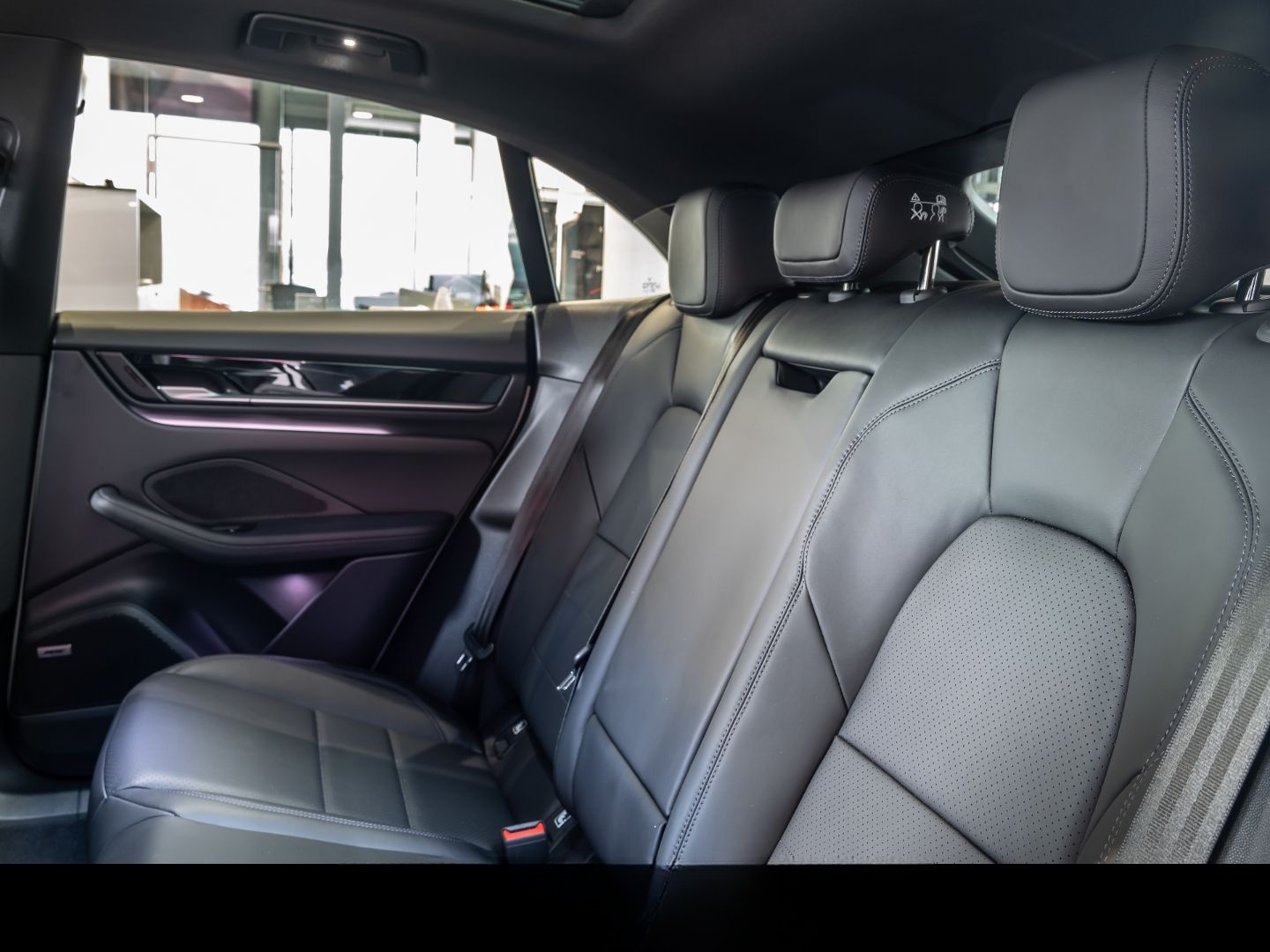 Porsche Macan 4 BOSE Luft 22Zoll 360Grad Lederpaket foto 18