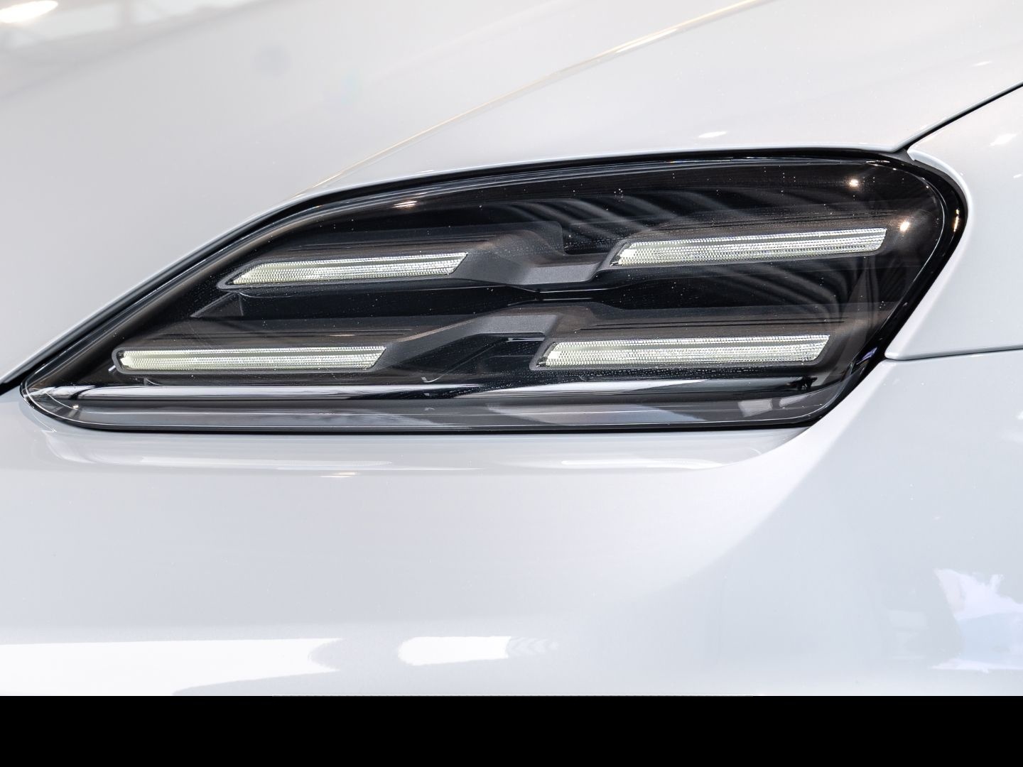 Porsche Macan 4 BOSE Luft 22Zoll 360Grad Lederpaket foto 9