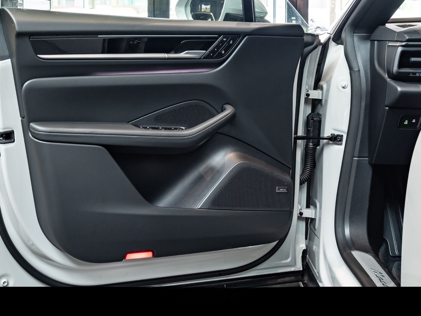 Porsche Macan 4 BOSE Luftfederung 360Grad Lederpaket foto 20