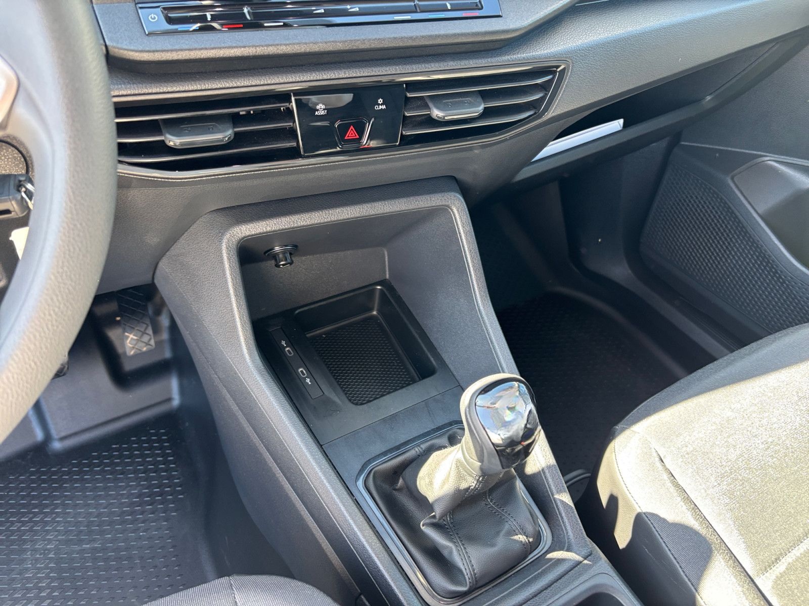 Volkswagen Caddy Cargo 2,0TDI 75kW APP FLÜGEL GAJA BT GRA foto 8