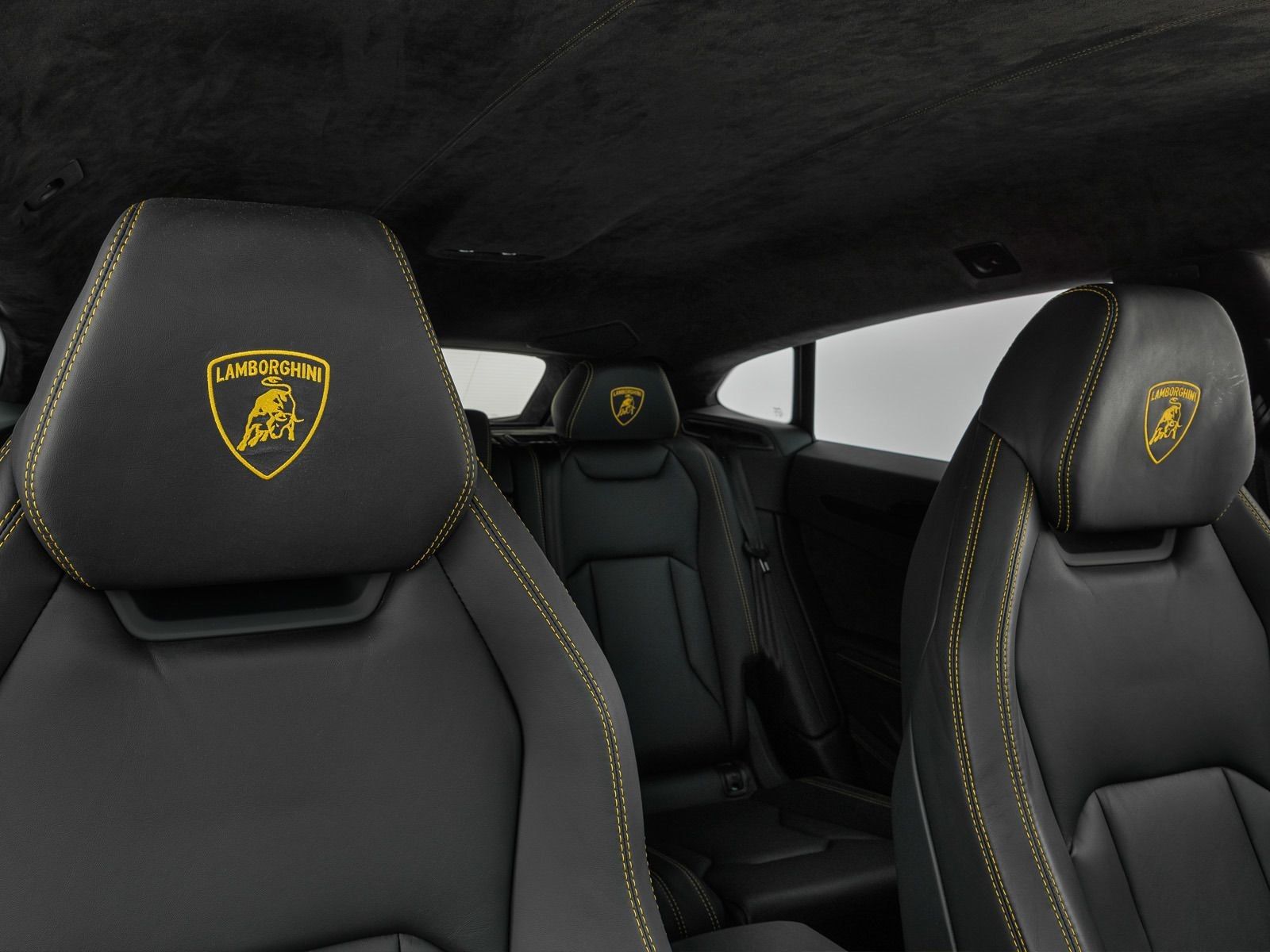 Lamborghini Urus foto 12
