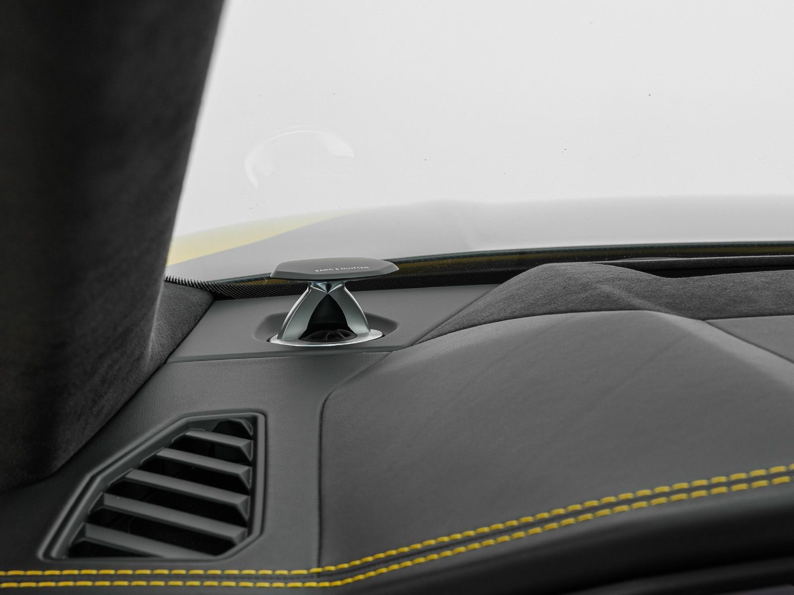 Lamborghini Urus foto 17