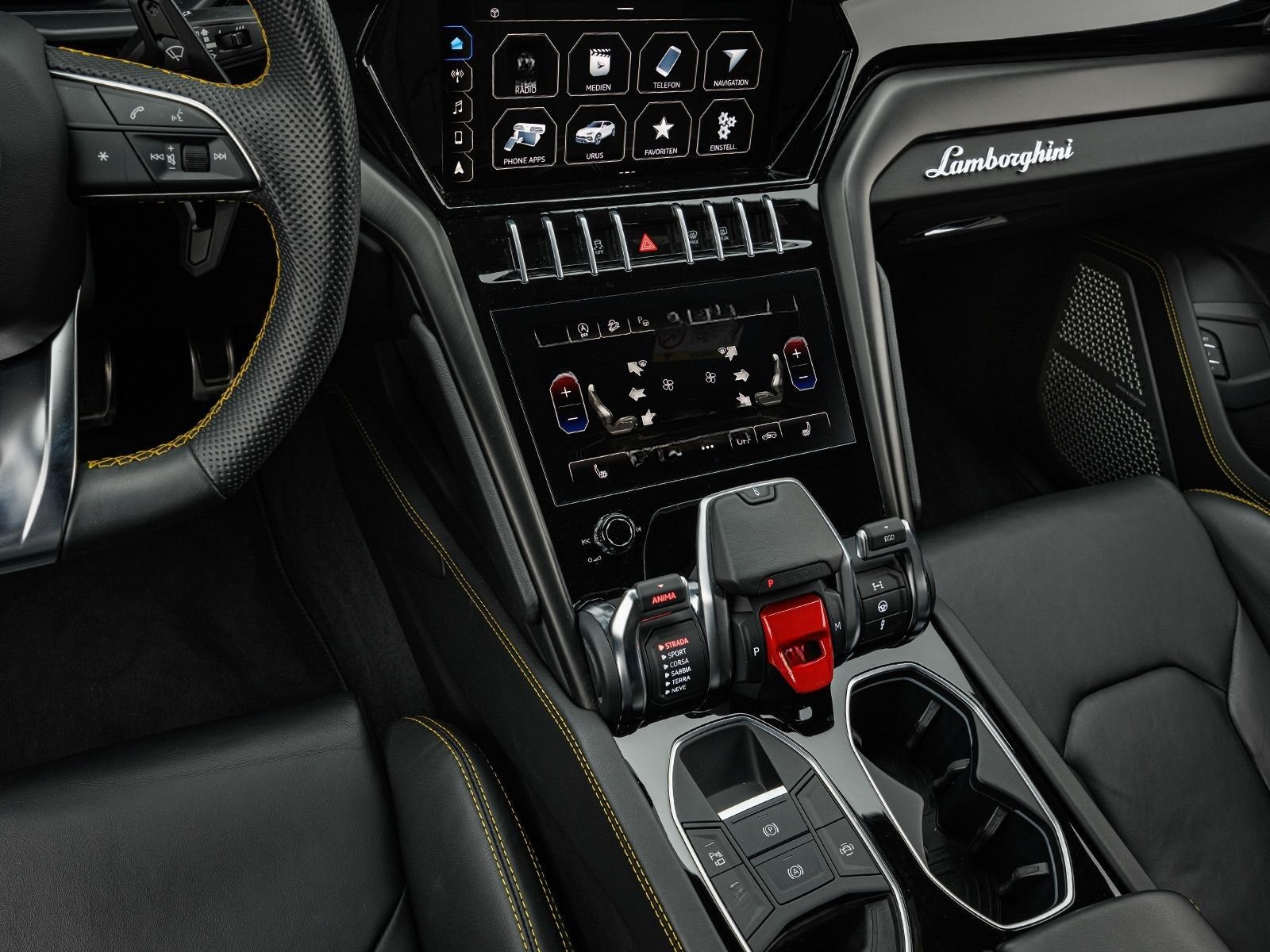 Lamborghini Urus foto 9
