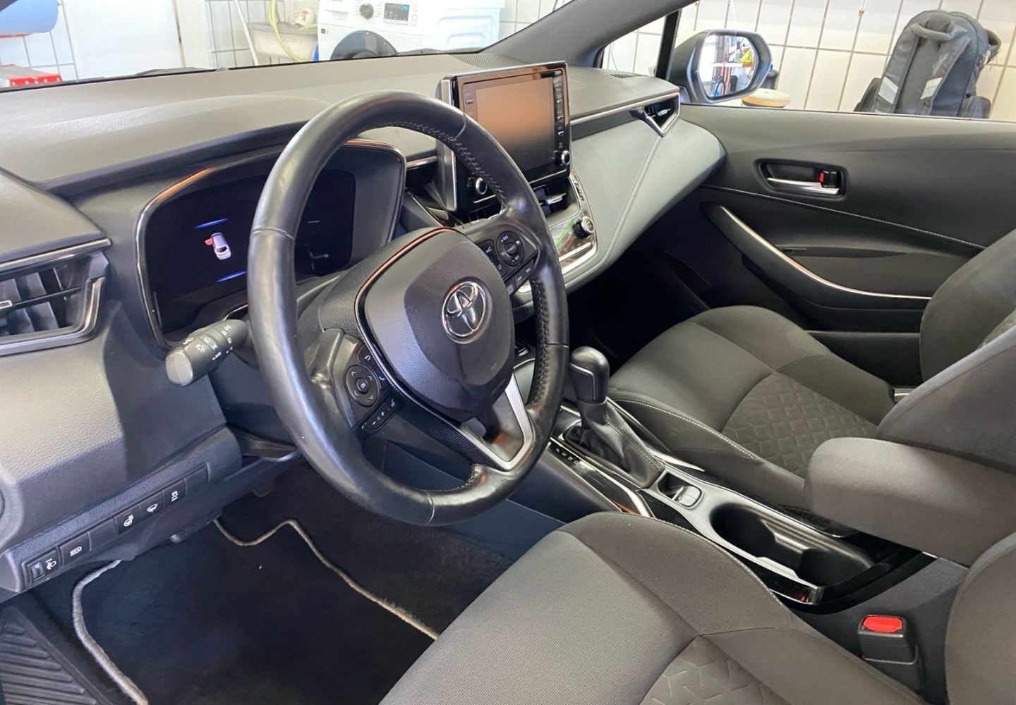 Toyota Corolla 1.8 Hybrid TS Club *Bi-LED*AHK*Navi*CAM* foto 14