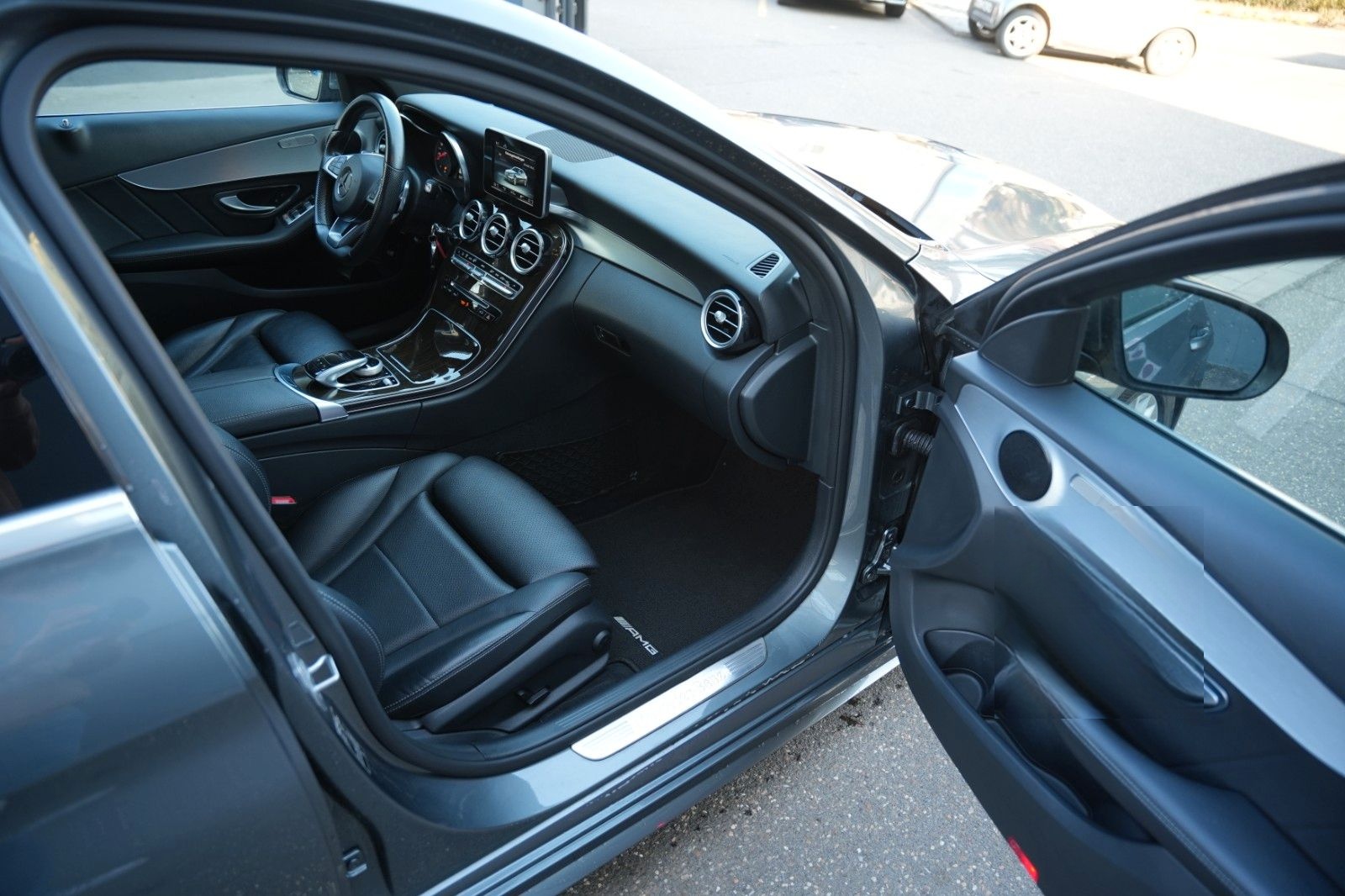 Mercedes-Benz C 180 CGI AMG Line TÜV + Service NEU foto 18