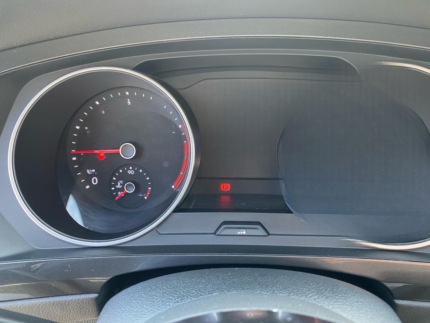 Volkswagen Tiguan R-LINE+APP CONNECT+LED+CARPLAY+PDC+NAVI++ foto 5