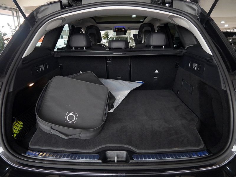 Mercedes-Benz GLC 300 e 4M , AVANTGARDE MEMO AHK DISTR KAMERA foto 11