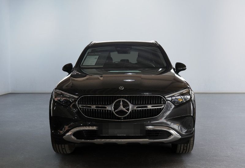 Mercedes-Benz GLC 300 e 4M , AVANTGARDE MEMO AHK DISTR KAMERA foto 4