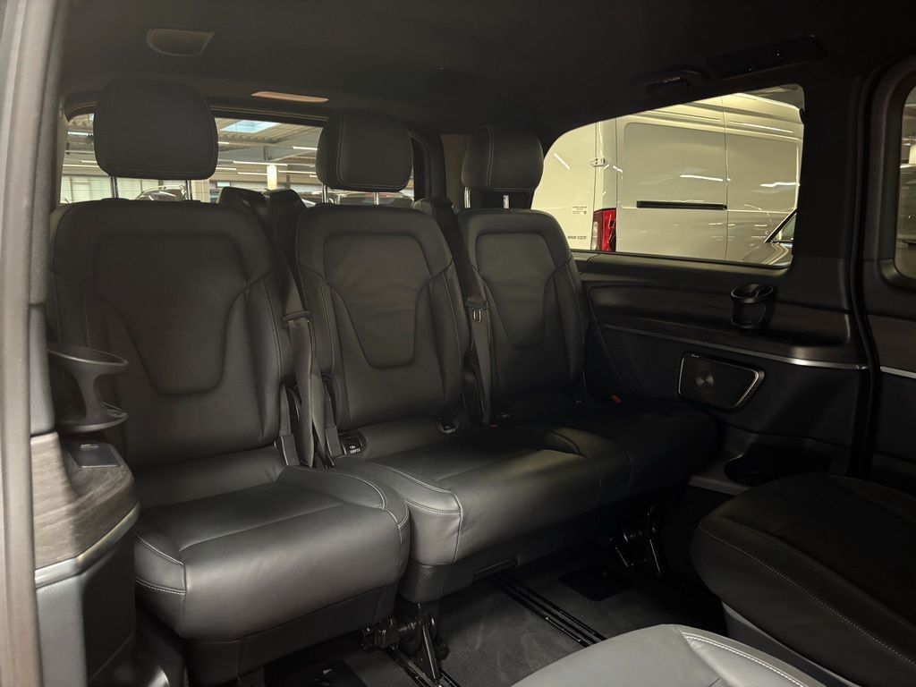 Mercedes-Benz V 300 d lang Standheizung 360°Kamera AHK 2,5 t foto 17