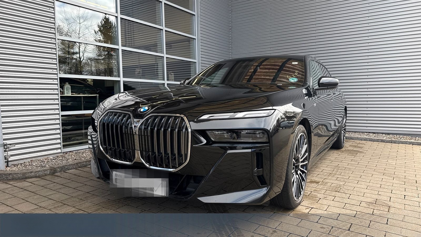 BMW 740d A xDrive M-Sport ACC HUD 360° SkyLou Sitzhg