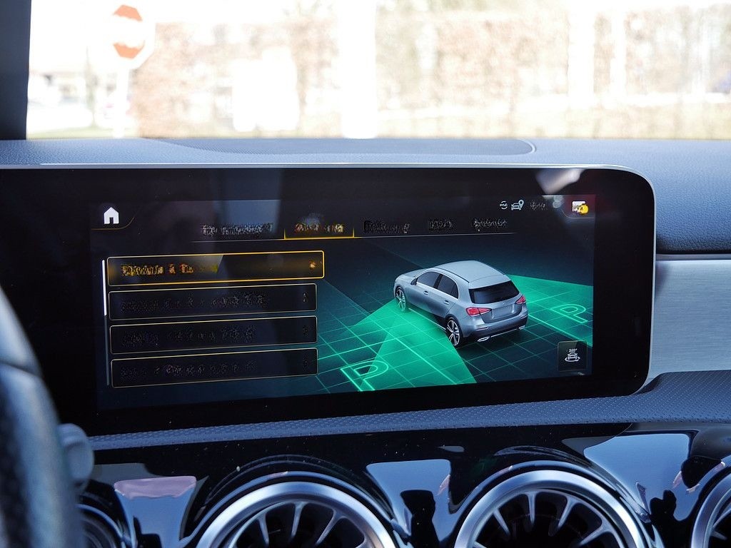 Mercedes-Benz A 250 AMG Line foto 21