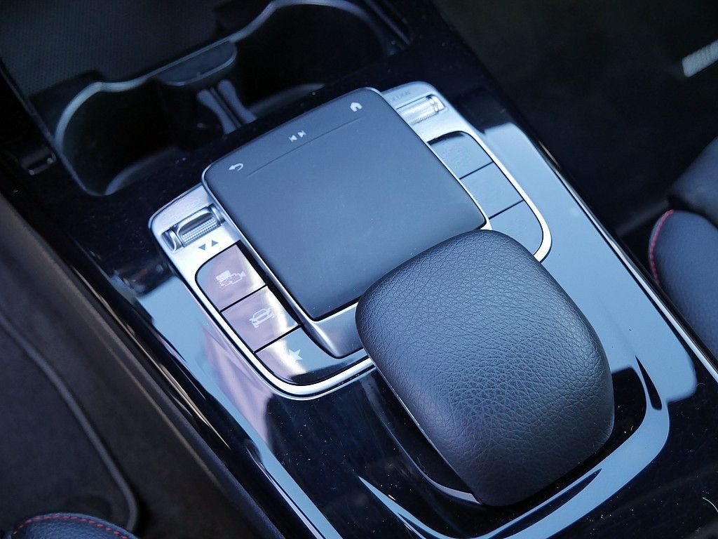 Mercedes-Benz A 250 AMG Line foto 22