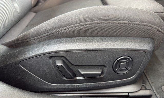 Audi A6 Avant 50 TFSI e quattro sport MATRIX*NAVI*SZH foto 18