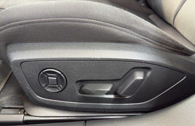 Audi A6 Avant 50 TFSI e quattro sport MATRIX*NAVI*SZH foto 20