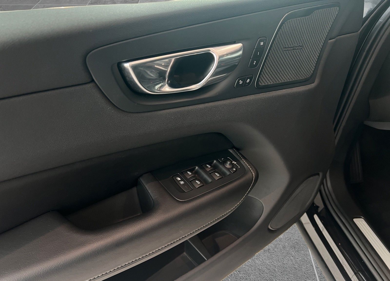 Volvo XC60 B5 AWD Inscription Autom./Massage/4Z-Klima foto 9