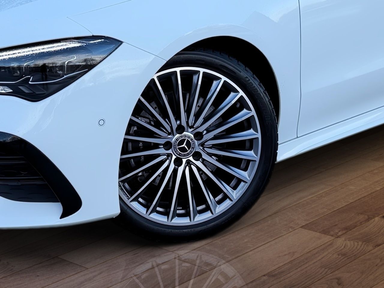Mercedes-Benz CLA 220 d SB AMG+PANO+AHK+MULTIBEAM+LHZG+KEYLESS foto 3