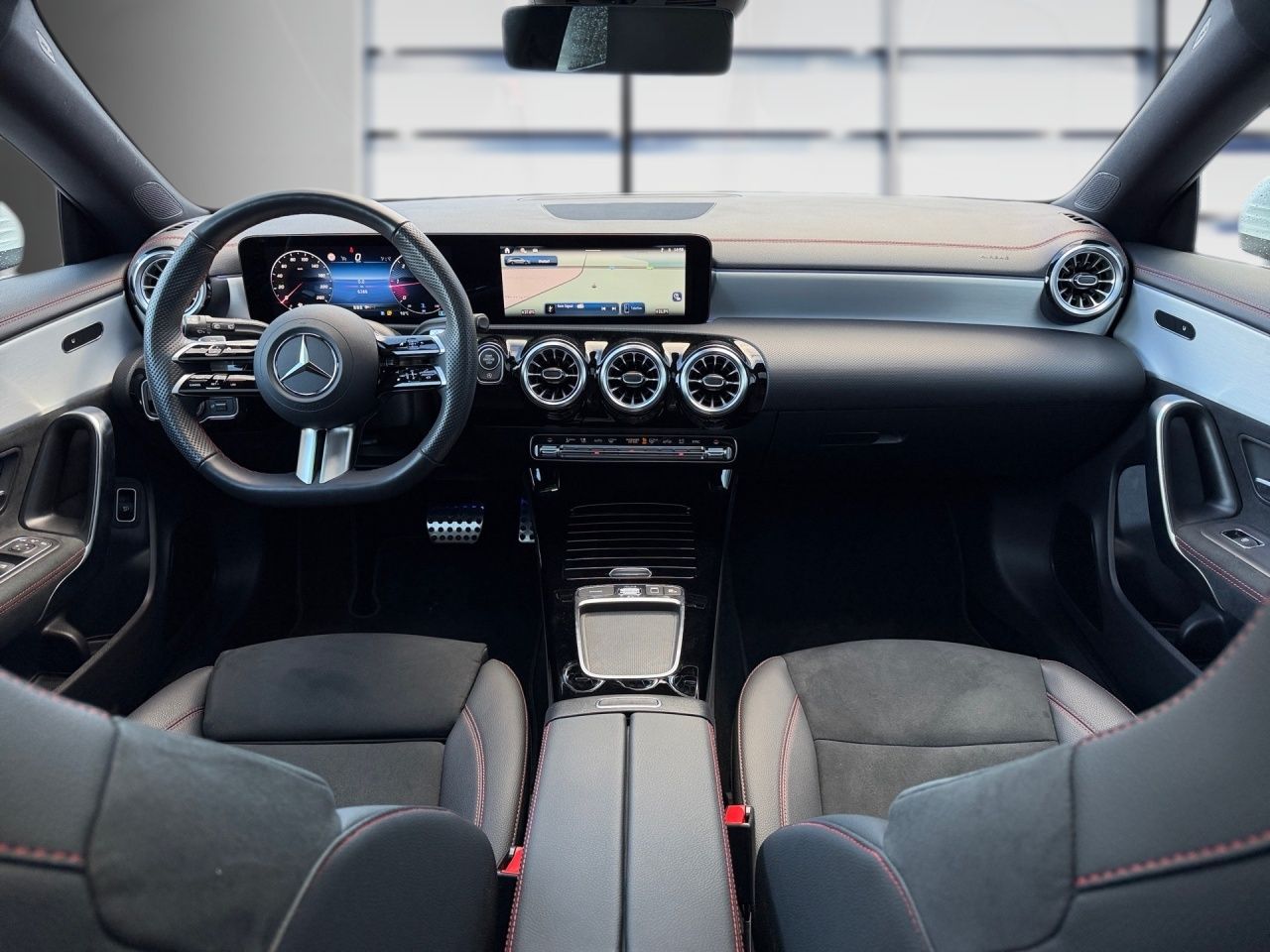 Mercedes-Benz CLA 220 d SB AMG+PANO+AHK+MULTIBEAM+LHZG+KEYLESS foto 7