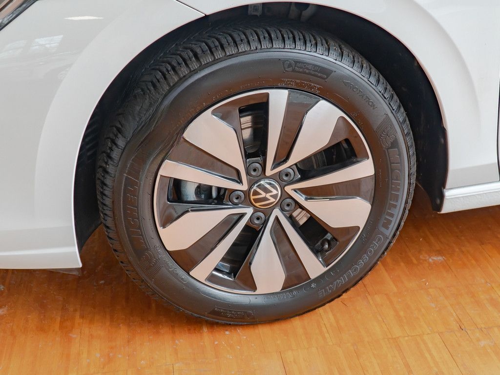 Volkswagen Golf VIII GOAL 1.5 TSI **ACC/LED/KAM** ACC LED foto 3