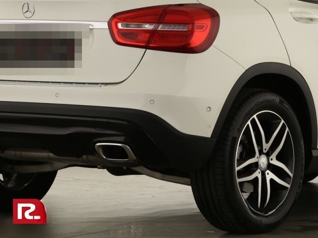 Mercedes-Benz GLA 180 Night P-Dach Offroad-Komfortfahrwerk PTS foto 4