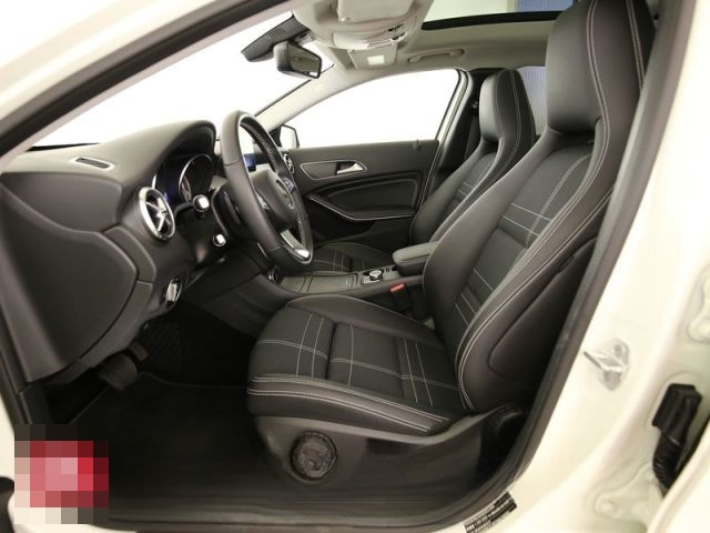 Mercedes-Benz GLA 180 Night P-Dach Offroad-Komfortfahrwerk PTS foto 5