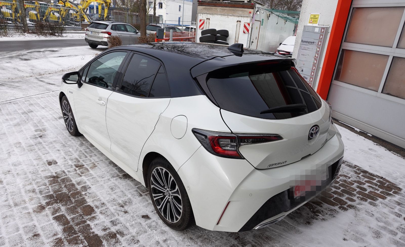 Toyota Corolla 2,0l Hyb. Team Deutschl. 5 J Garantie foto 4