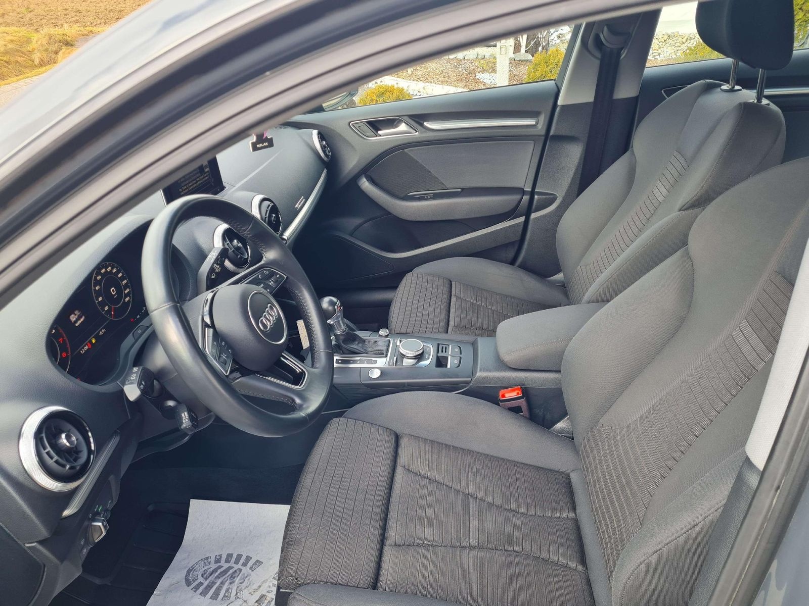 Audi A3 35 TFSI sport Navi/Anhängekupplung/Sitzheizun foto 11