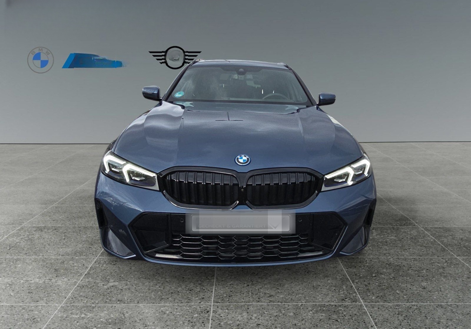 BMW 330e xDrive M Sportpaket Pro*AHK*Panorama*360 Ka foto 8