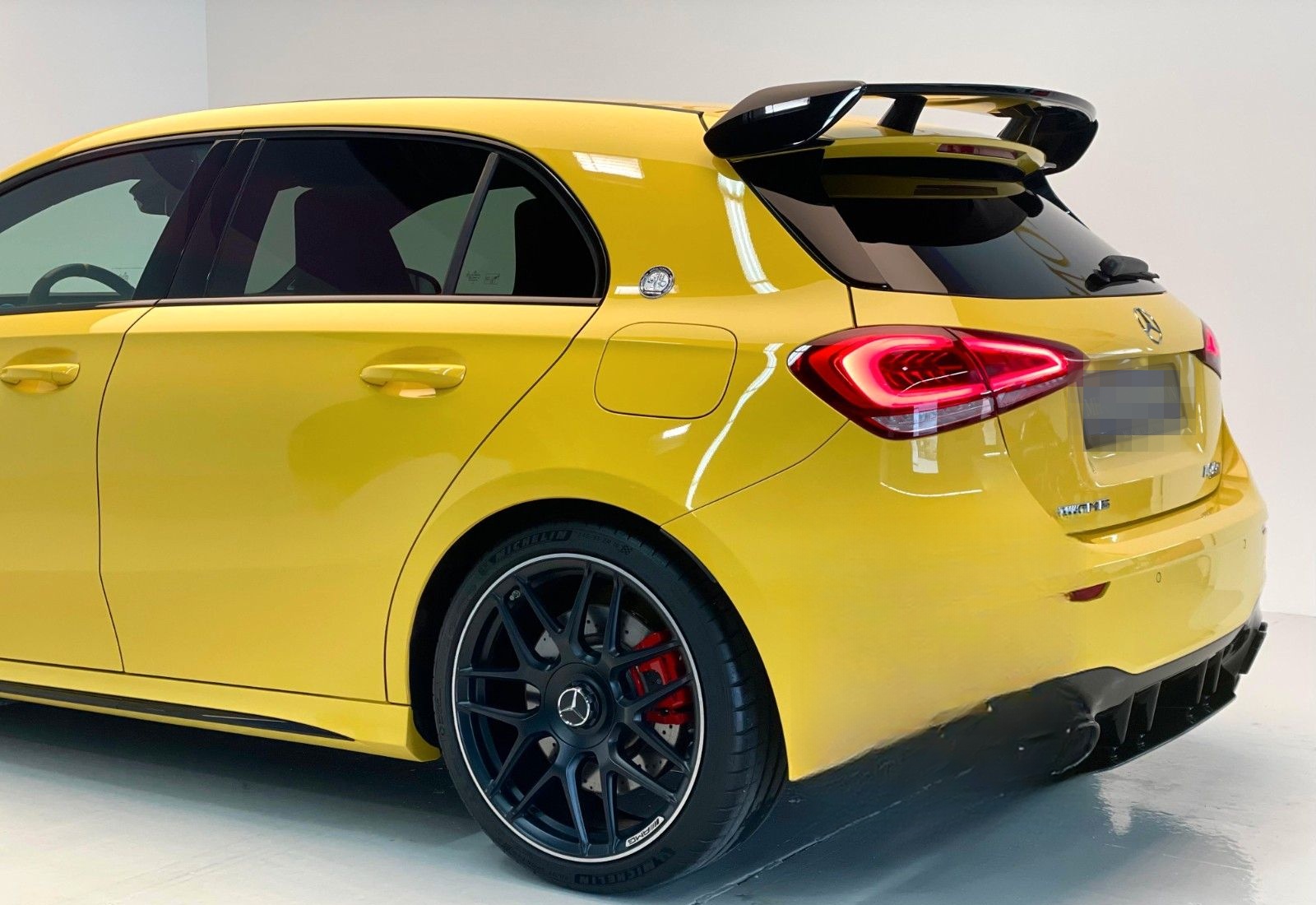 Mercedes-Benz A45 S AMG*1.HAND*AERO*PANO*PERF-ABGAS*TRACK PACE foto 23