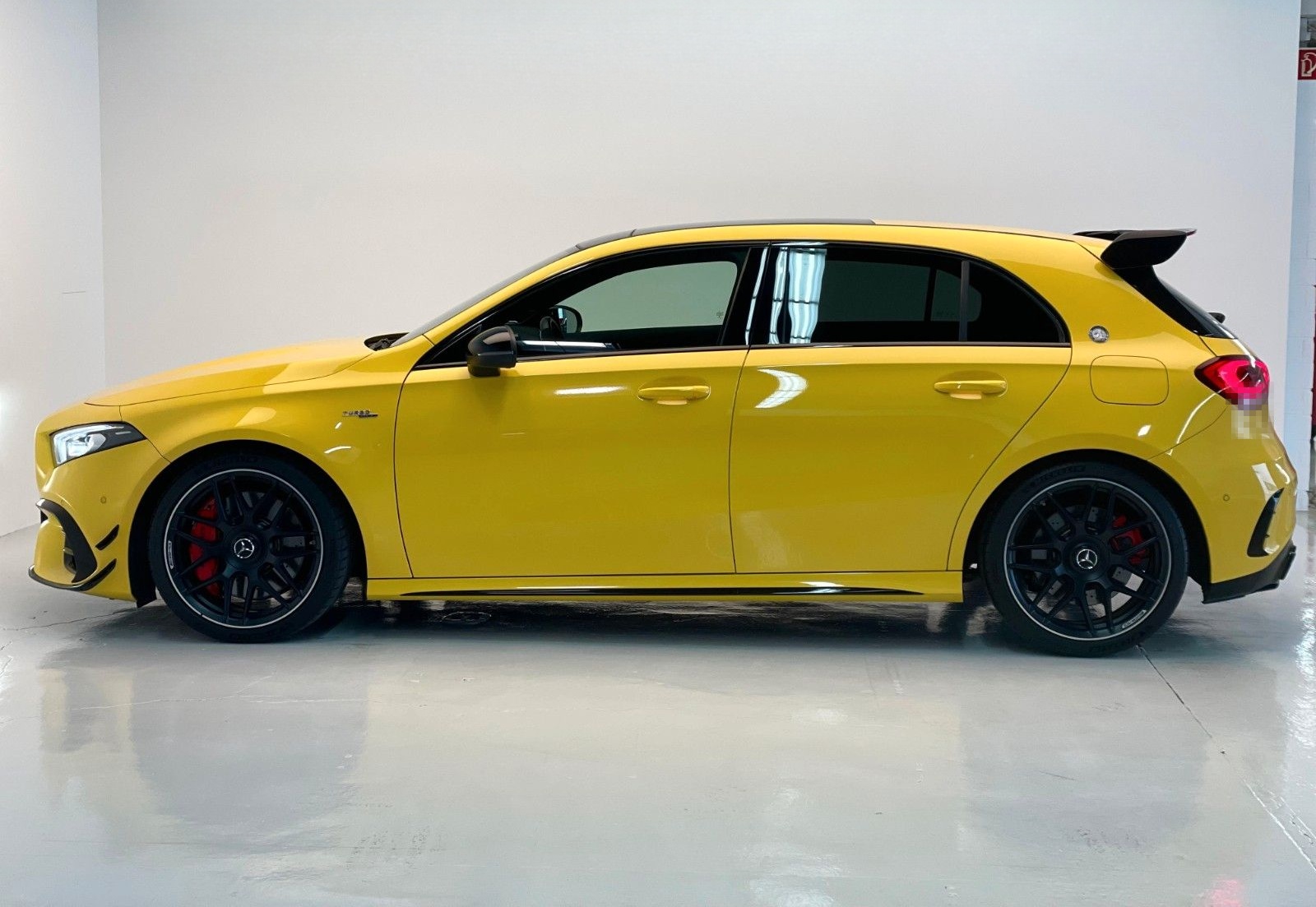 Mercedes-Benz A45 S AMG*1.HAND*AERO*PANO*PERF-ABGAS*TRACK PACE foto 5