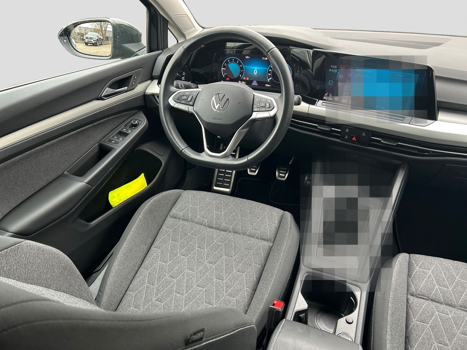 Volkswagen Golf VIII 1.0 TSI Move  LED SHZ PDC Climatr foto 6