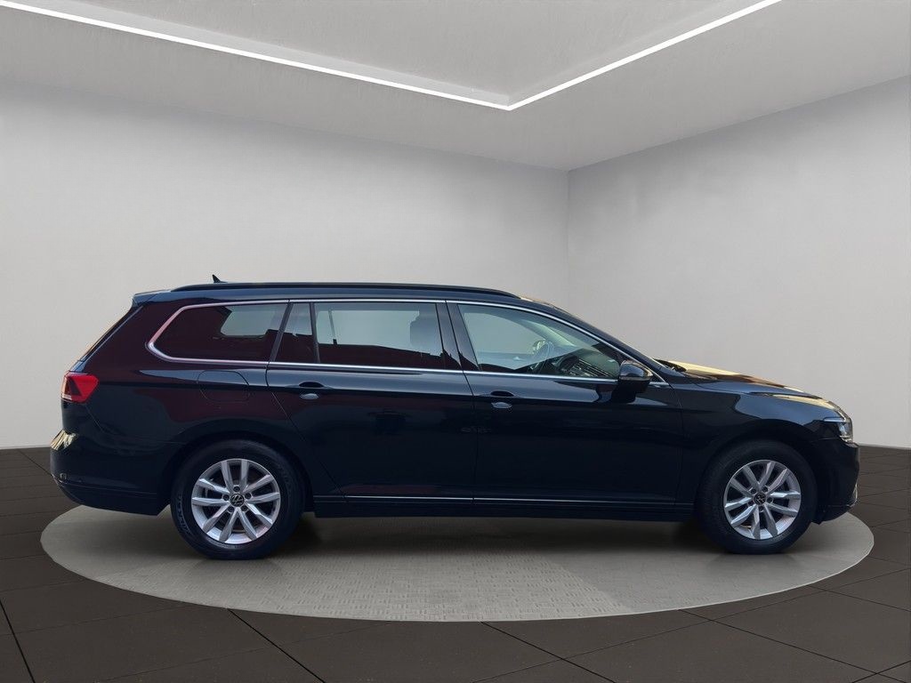 Volkswagen Passat Variant Business TDI DSG AHK Panoramadach foto 7