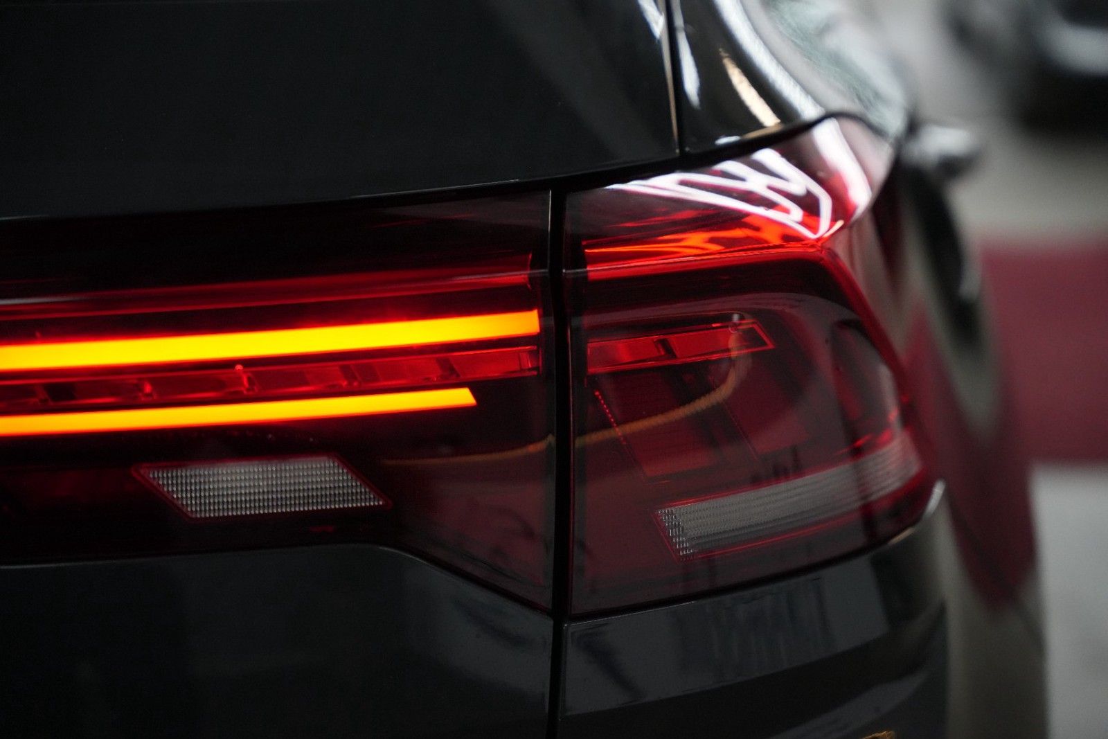 Volkswagen T-Roc Sport 4Motion 2.0 TSI*4-MOTION*ACC*AHK foto 28