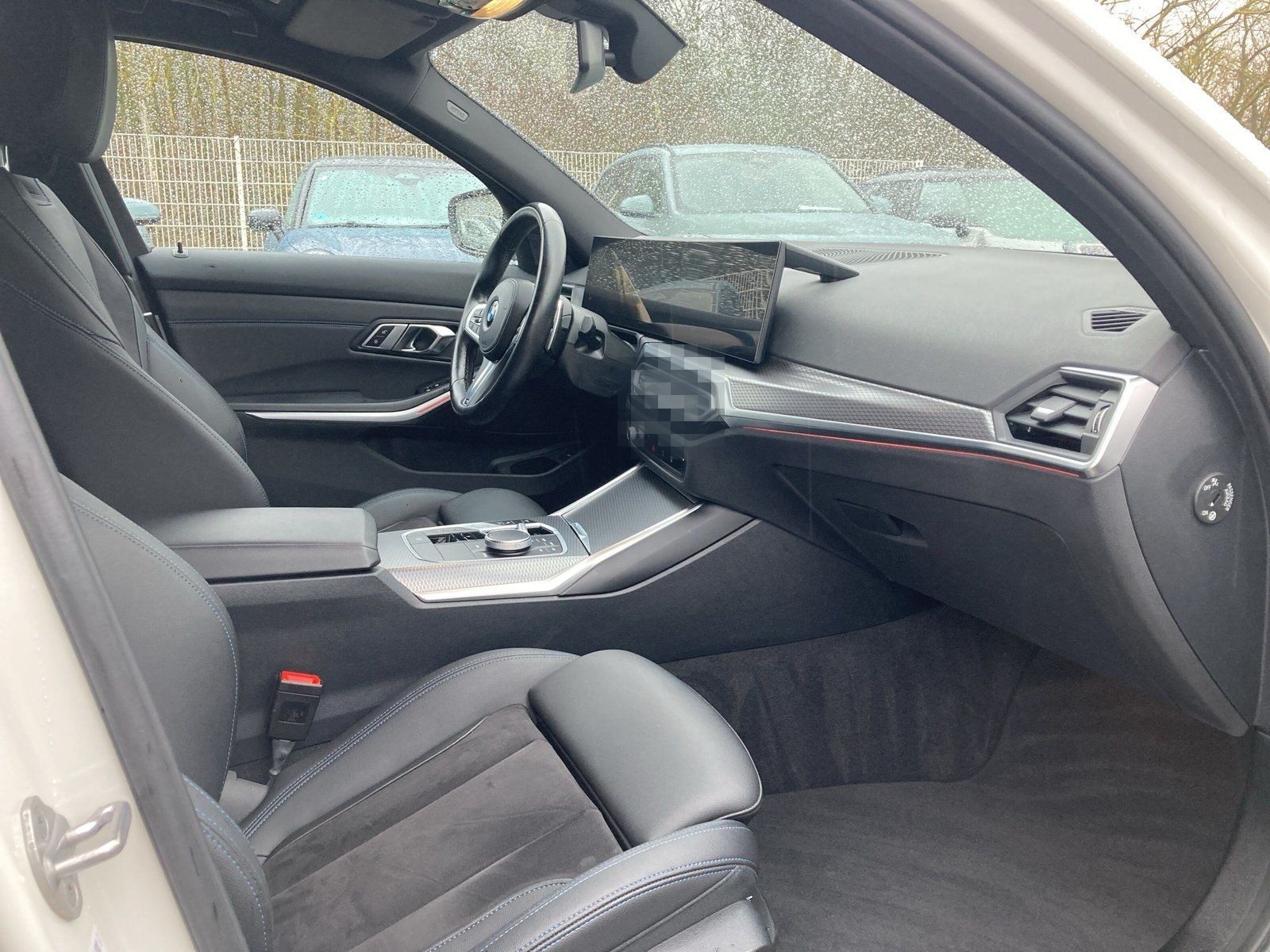 BMW 330i Touring M Sportpaket LED Navi DAB foto 11