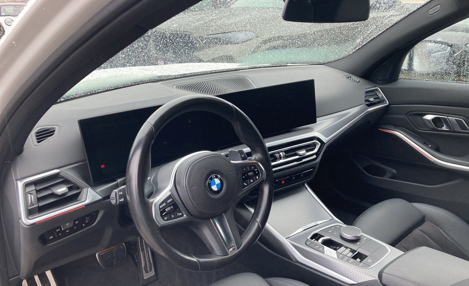 BMW 330i Touring M Sportpaket LED Navi DAB foto 8